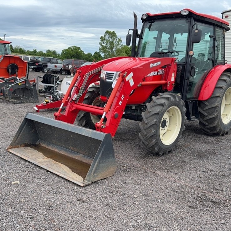 #3042 • BRANSON 7845 TRACTOR