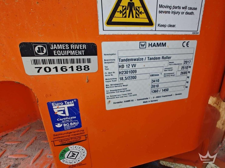 2017-hamm-hd12vv-image-10