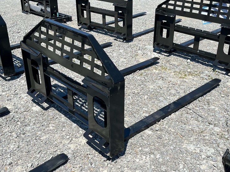 unused-2026-future-ft-dhc-skid-steer-forks---[skid-steer-attachments]-attachment-image-5