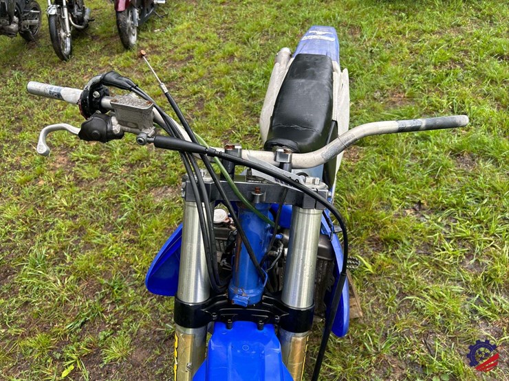 yamaha-dirt-bike-image-17