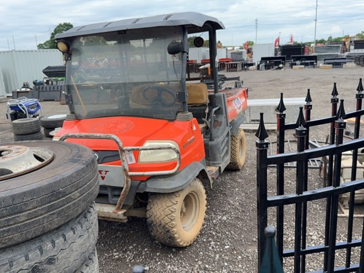 kubota-rtv900-image-1