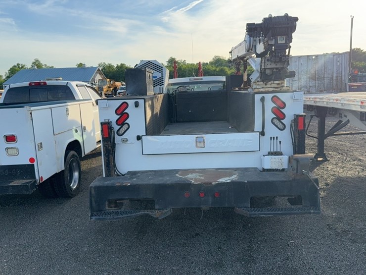 2014-ford-f550-image-14