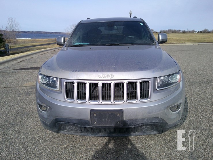 2015-jeep-grand-cherokee-laredo-image-4