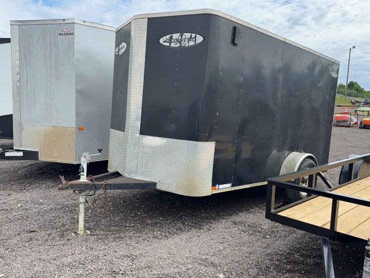 #3003-•-leonard-11'-enlosed-bumper-pull-trailer-image-1