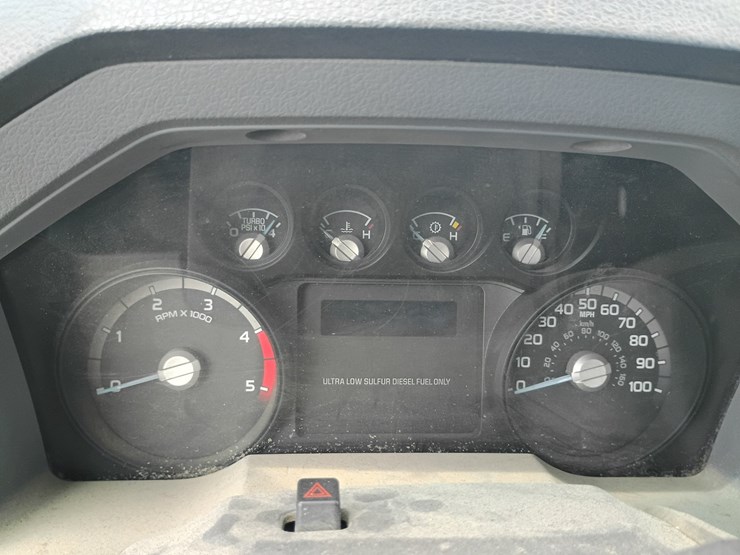 2011-ford-f550-image-49