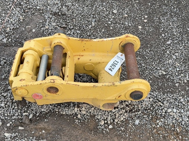 #2026-•-excavator-quick-coupler-image-2