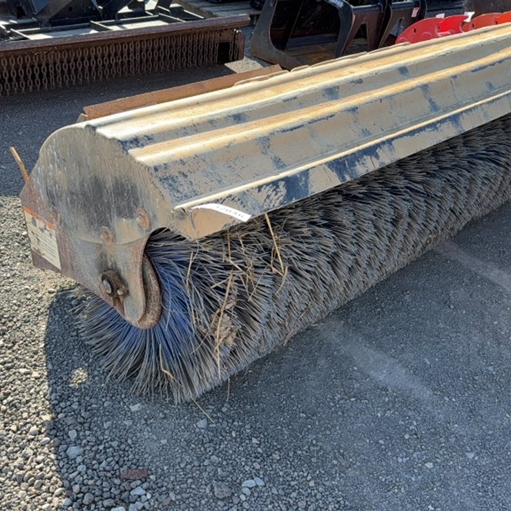 #2003 • BOBCAT 88" SKID STEER ANGLE BROOM