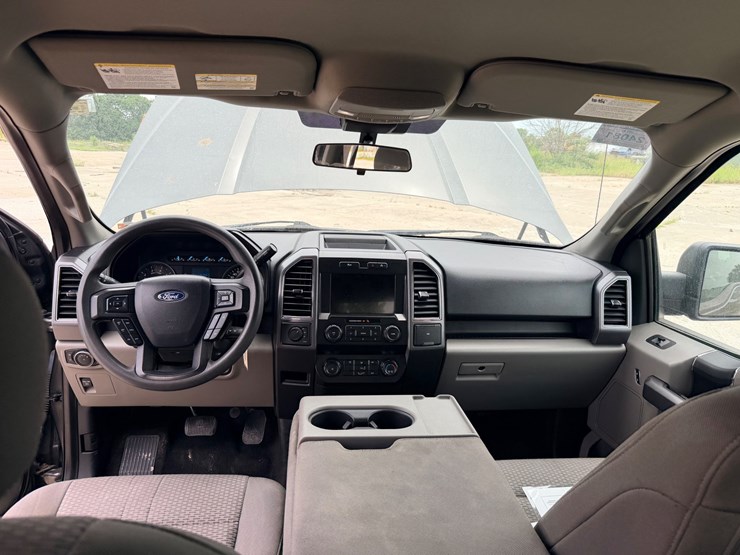 2019-ford-f150-image-64