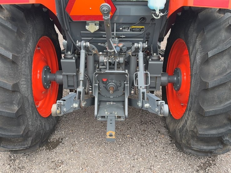 kubota-m7040-image-11
