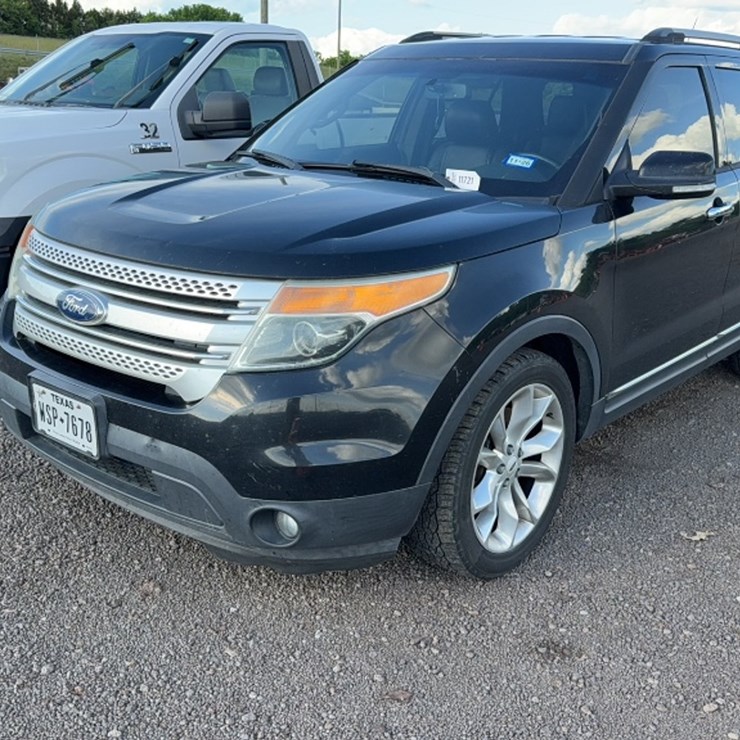 FORD EXPLORER
