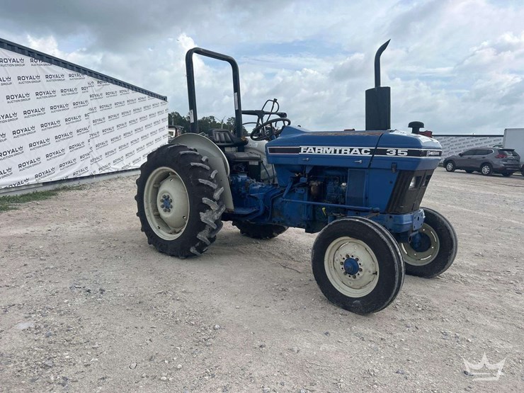 2002-farmtrac-35-image-2