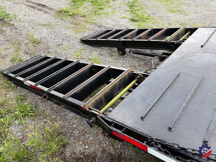 1995-cherokee-t/a-step-deck-equipment-trailer-image-37