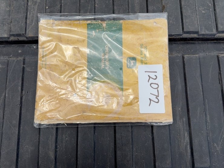 john-deere-327-image-6