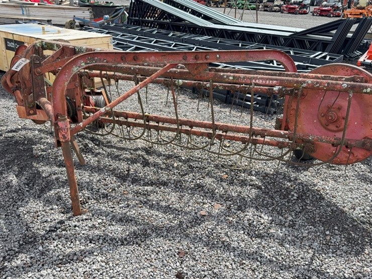 massey-ferguson-3-image-2