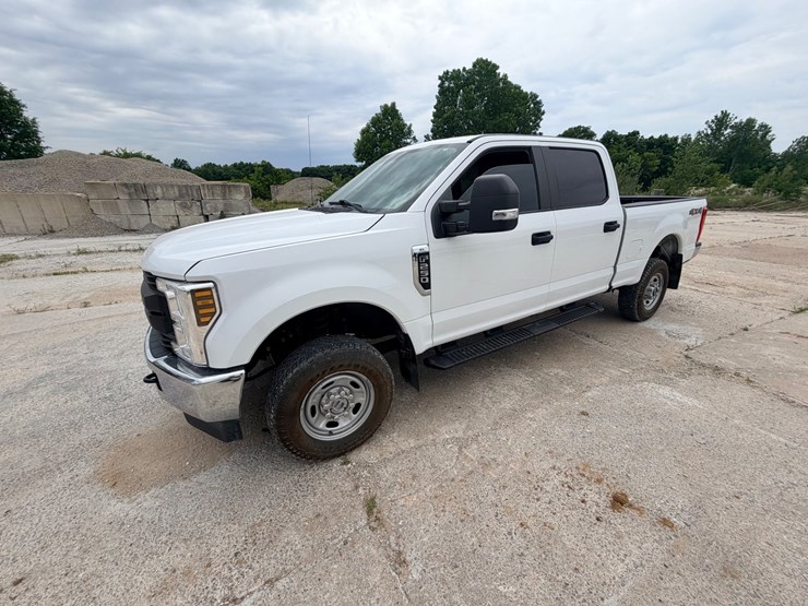 2019-ford-f250-image-3