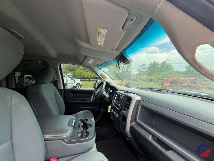 2014-dodge-1500-image-49