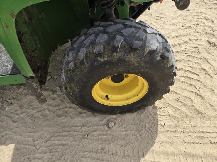 2004-john-deere-gator-image-5