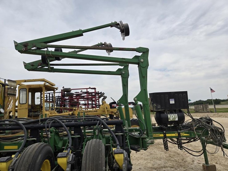 john-deere-1770nt-image-19