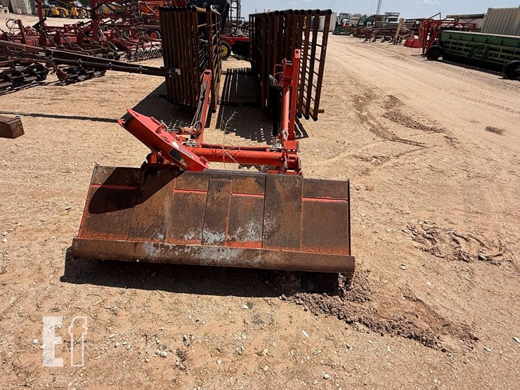 kubota-la1154-image-2