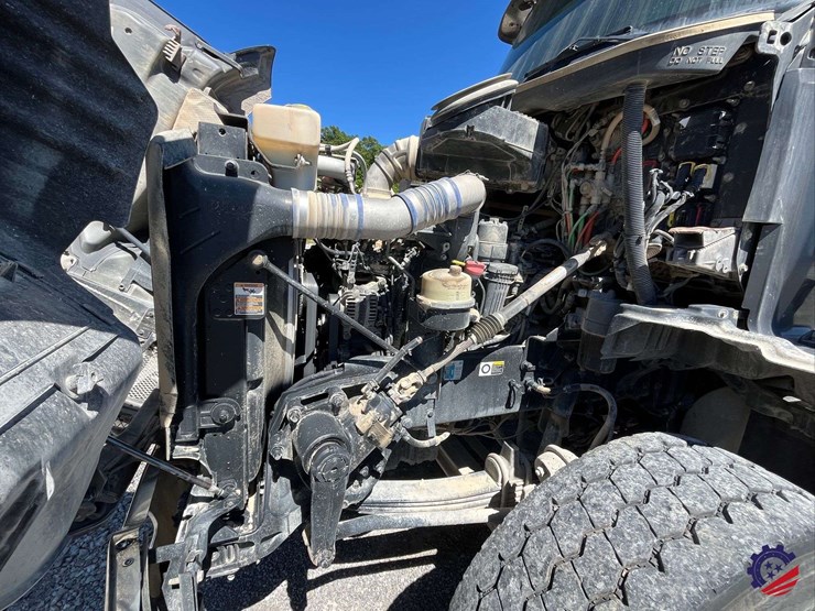 2017-kenworth-t680-image-55