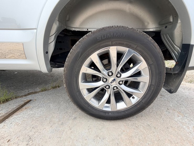 2017-ford-f150-image-75