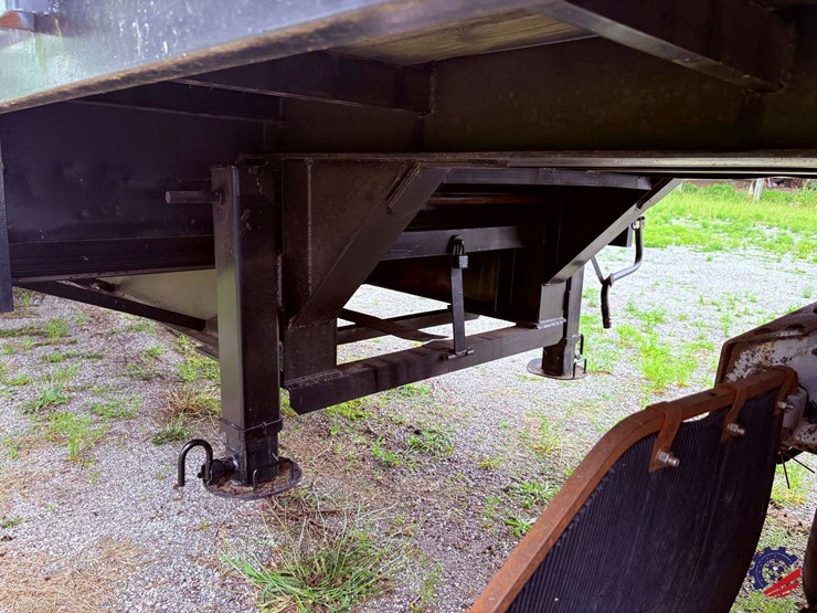 1995-cherokee-t/a-step-deck-equipment-trailer-image-10