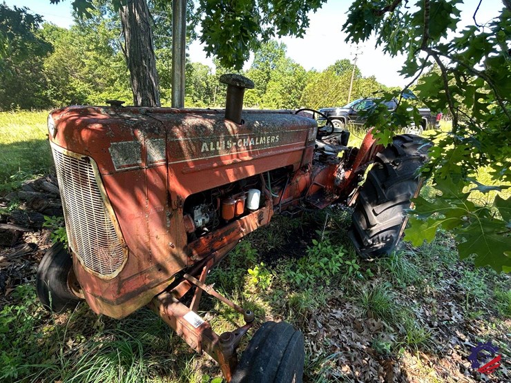 (inop)-allis-chalmers-farm-tractor-image-2