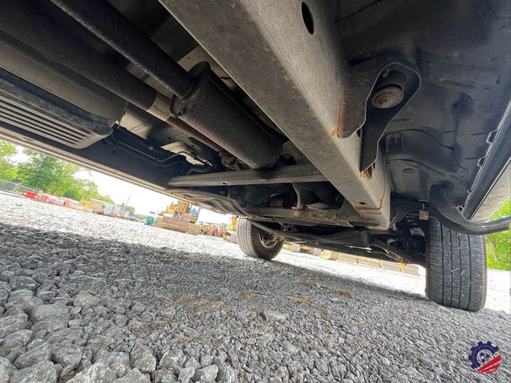 2016-ford-f150-xlt-image-39