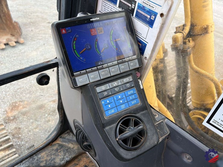 2014-komatsu-pc360-lc-10-image-94