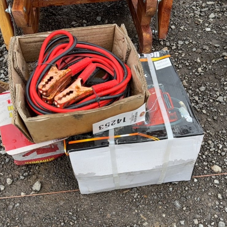 #6047 • 20 TON AIR HYD JACK