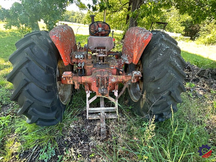 (inop)-allis-chalmers-farm-tractor-image-6