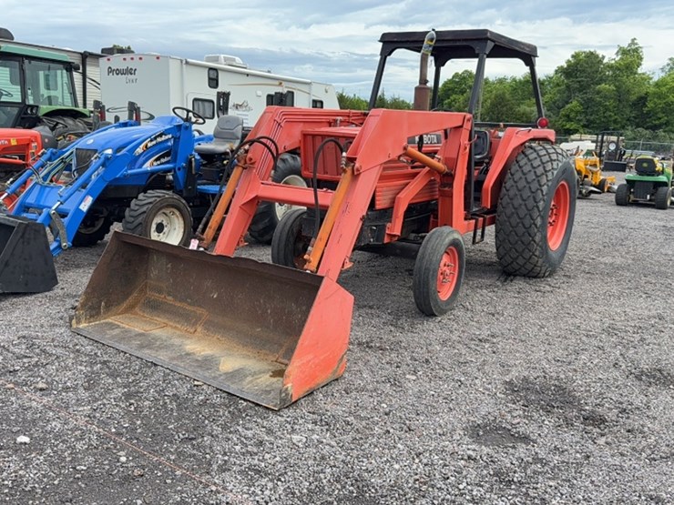 kubota-m4950-image-1