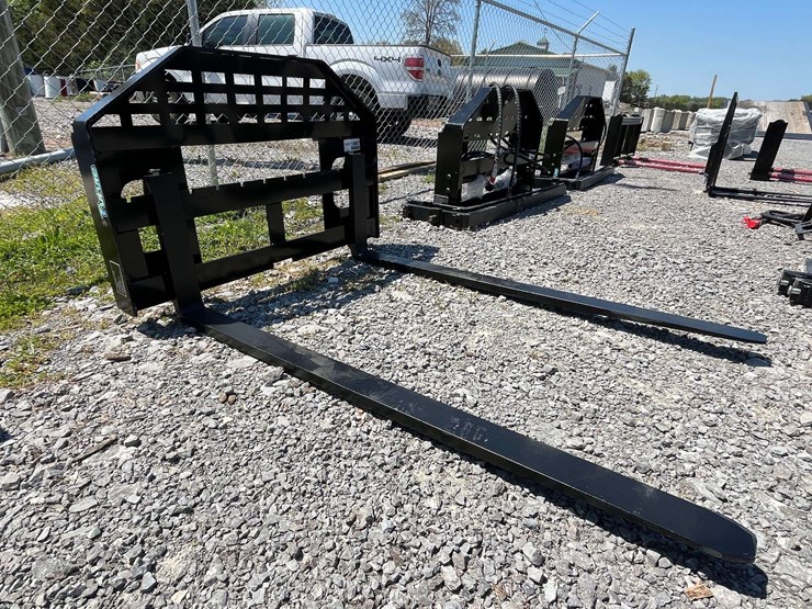 unused-2026-future-ft-dhc-skid-steer-forks---[skid-steer-attachments]-attachment-image-10