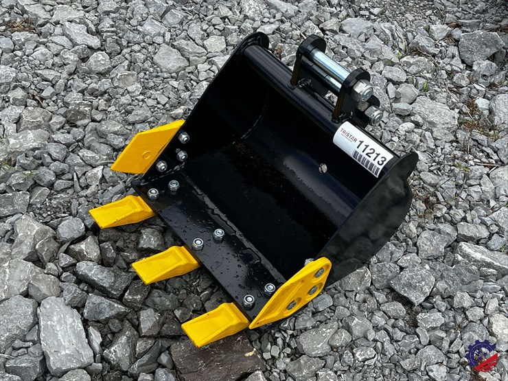 unused-2026-ce-16in-toothed-bucket-image-3