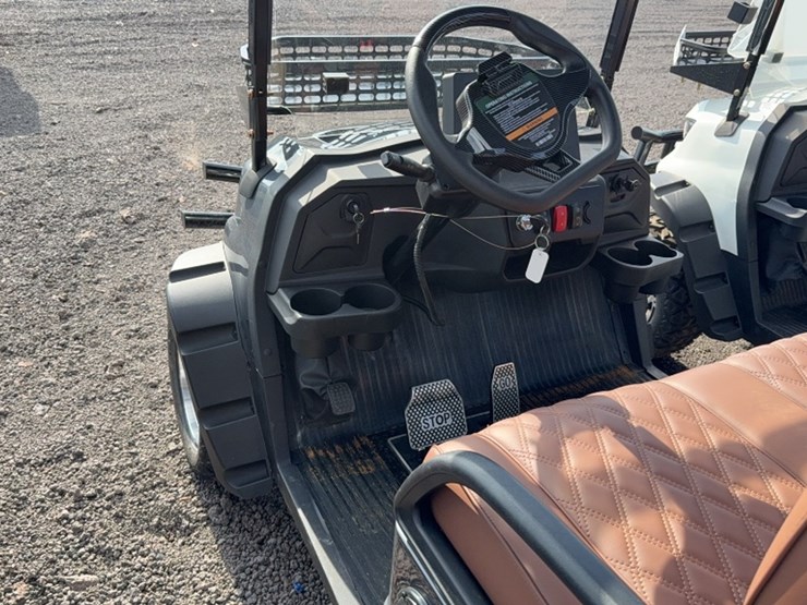 #3099-•-sdlgc-80-electric-golf-cart-image-11