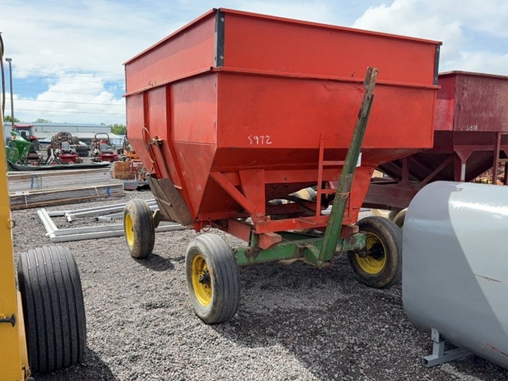 john-deere-6-image-1
