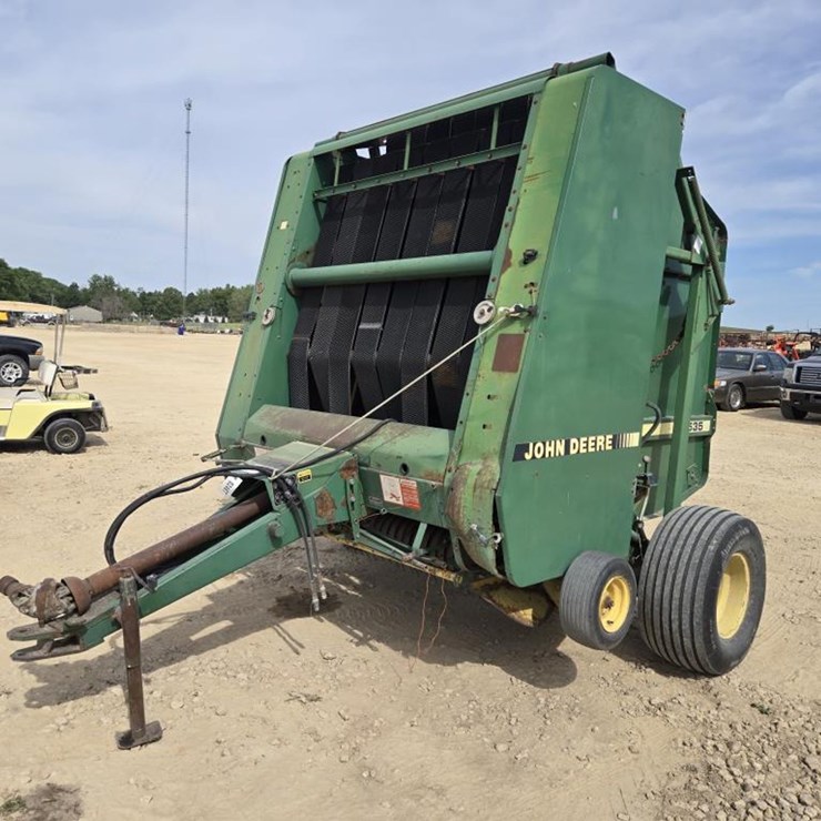 JOHN DEERE 535