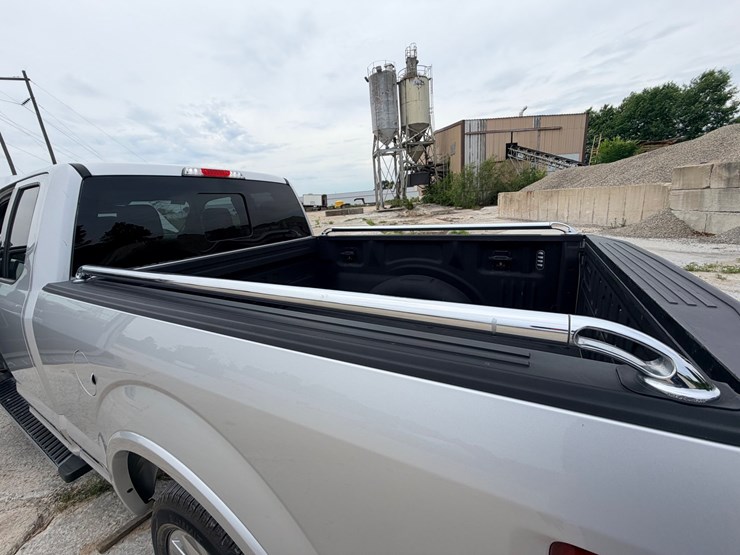 2017-ford-f150-image-86