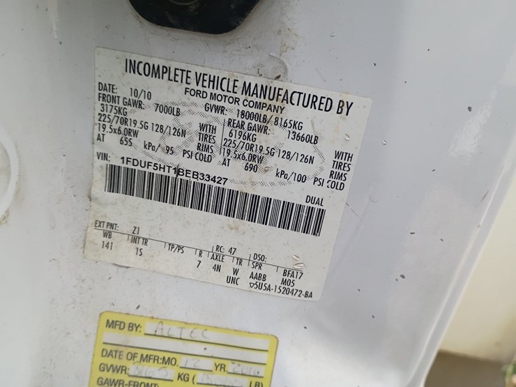 2011-ford-f550-image-35