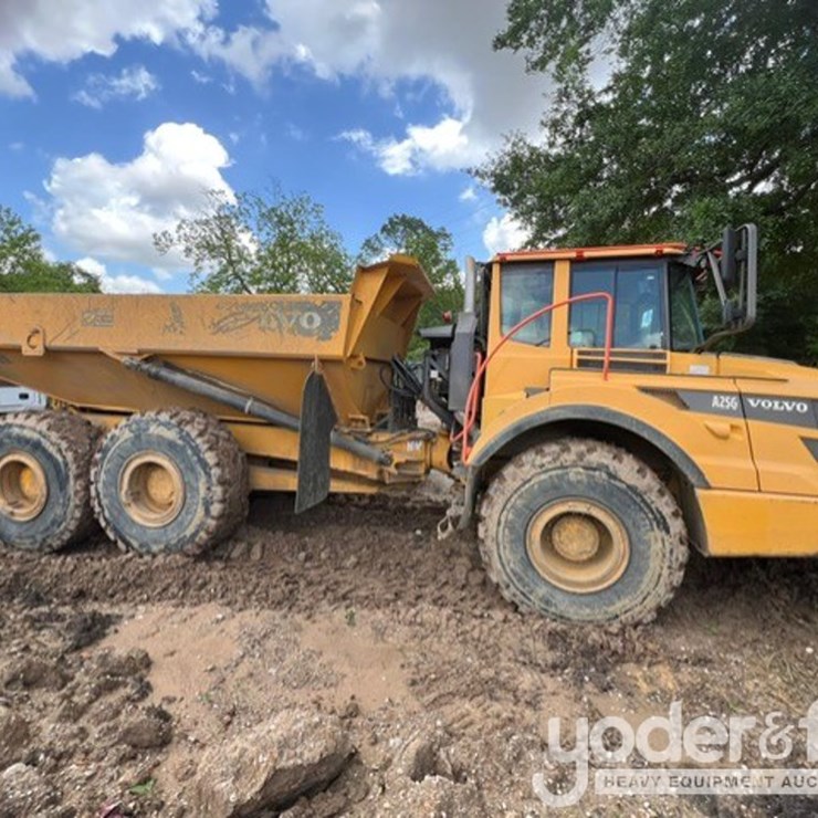 2021 VOLVO A25G