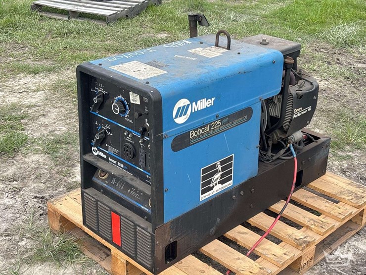 miller-bobcat-225g-image-2
