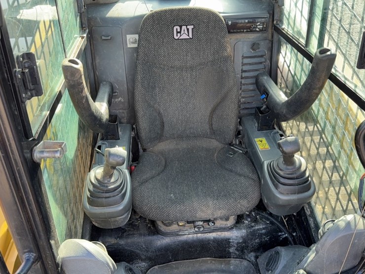 caterpillar-259d-image-12