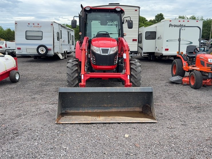 #3042-•-branson-7845-tractor-image-2