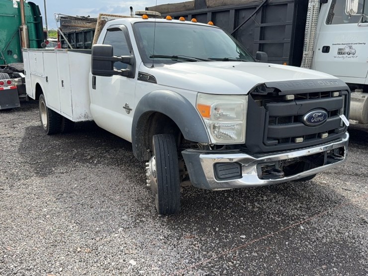 2012-ford-f450-image-3