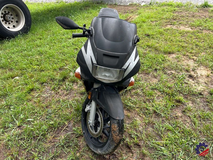 1994-honda-cbr600f-motorcycle-image-18