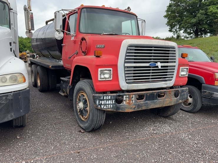ford-l9000-image-3