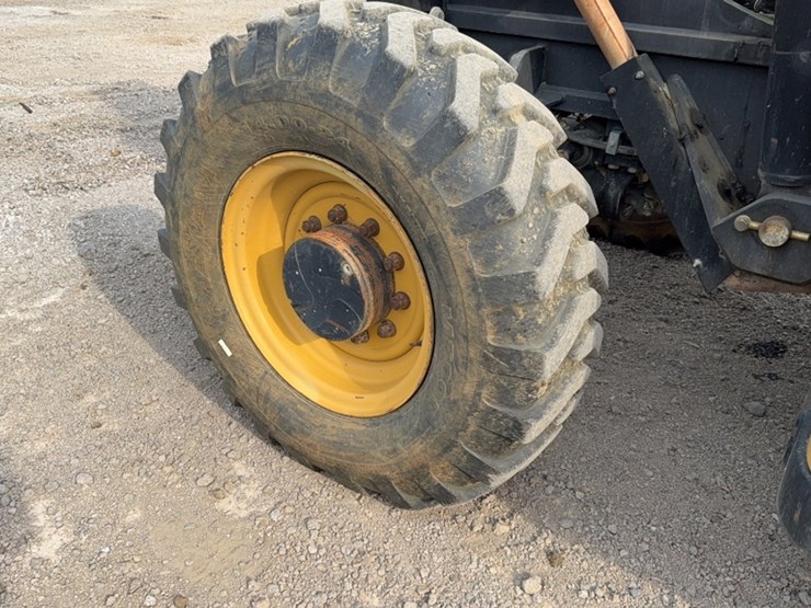 2008-caterpillar-tl1055-image-5