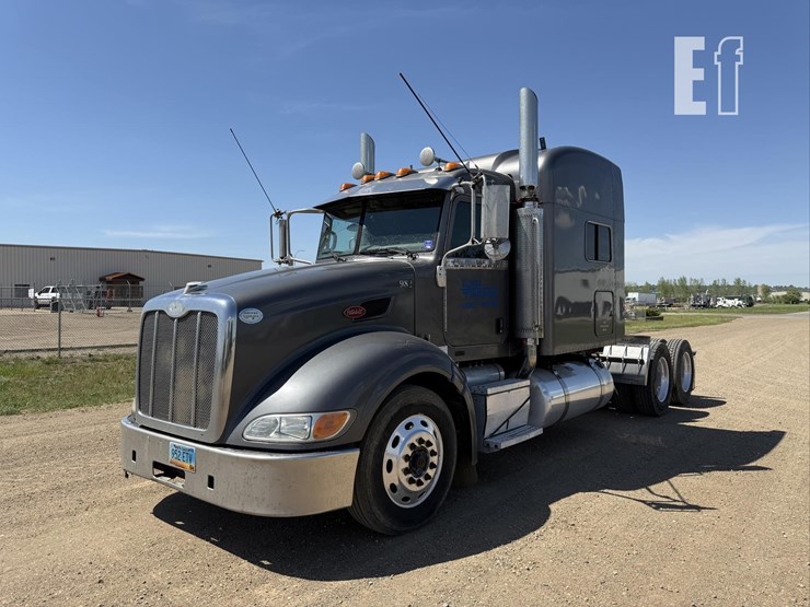2009-peterbilt-386-image-1
