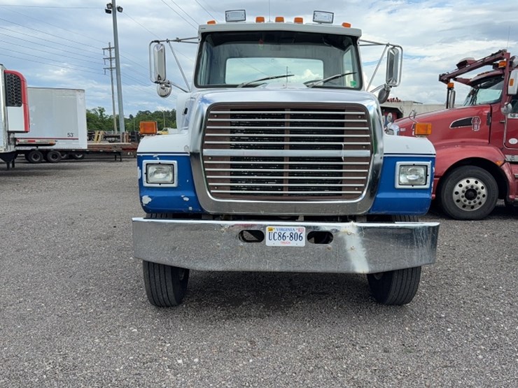 1992-ford-f8000-image-2