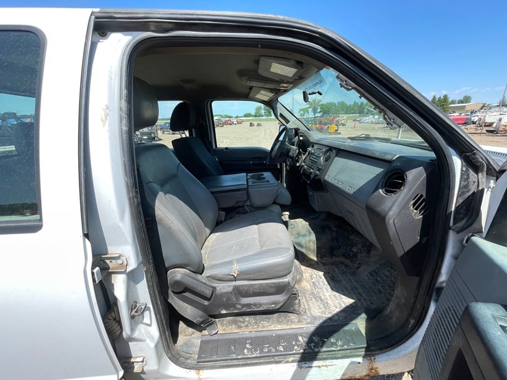 2013-ford-f250-image-37